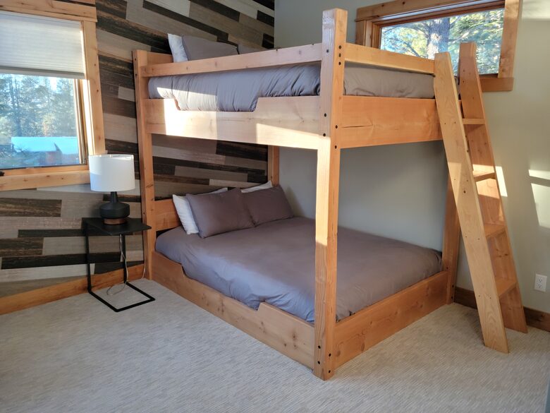Modern Home in Gray's Crossing in Beautiful Truckee - Truckee, California
