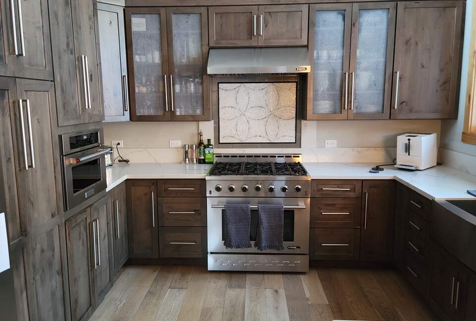 Modern Home in Gray's Crossing in Beautiful Truckee - Truckee, California