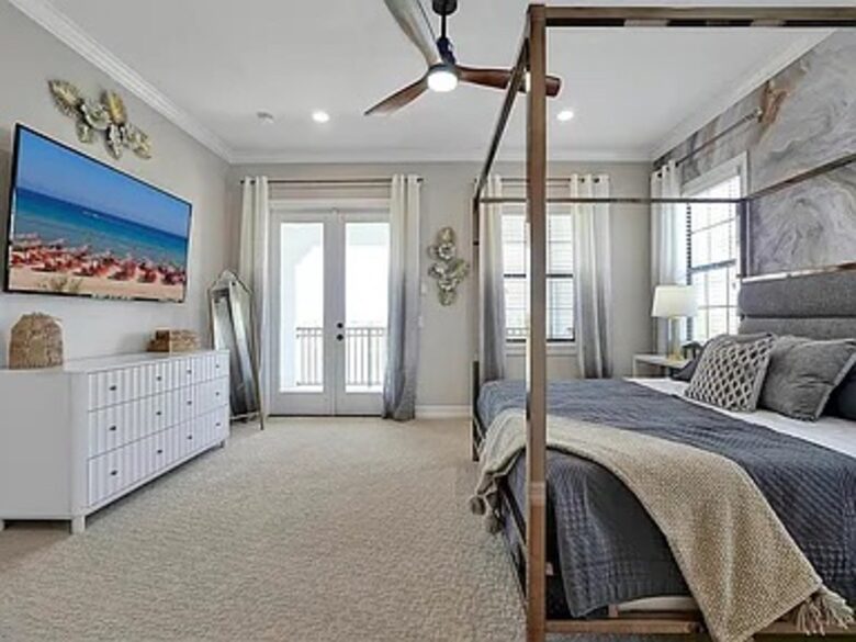 Luxury Reunion Resort Home with Pool and Arcade - Four Corners, Florida