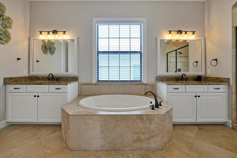 Luxury Reunion Resort Home with Pool and Arcade - Four Corners, Florida