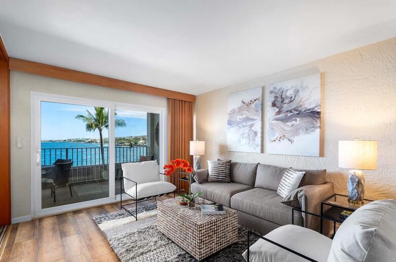 Ocean Front Alii Villa - Kailua Kona, Hawaii
