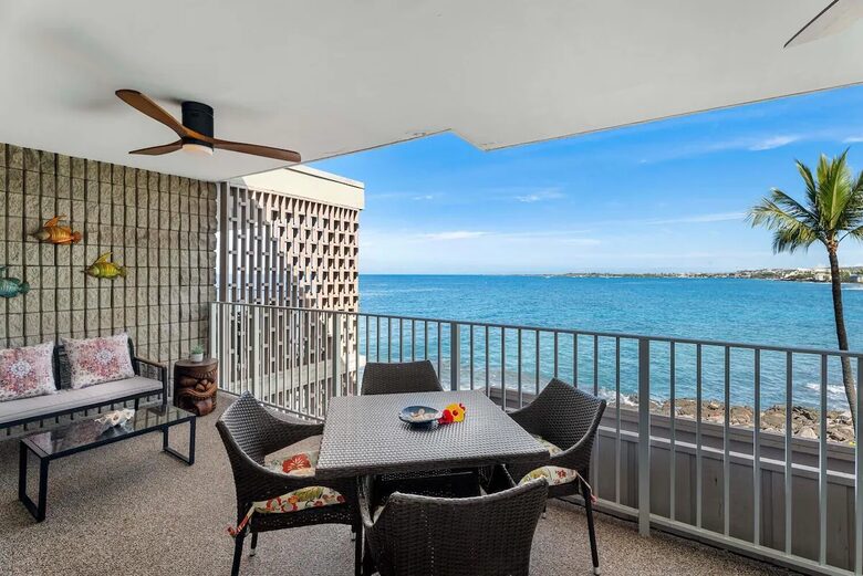 Ocean Front Alii Villa - Kailua Kona, Hawaii