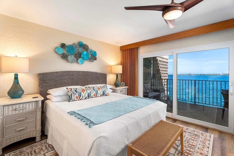 Ocean Front Alii Villa - Kailua Kona, Hawaii
