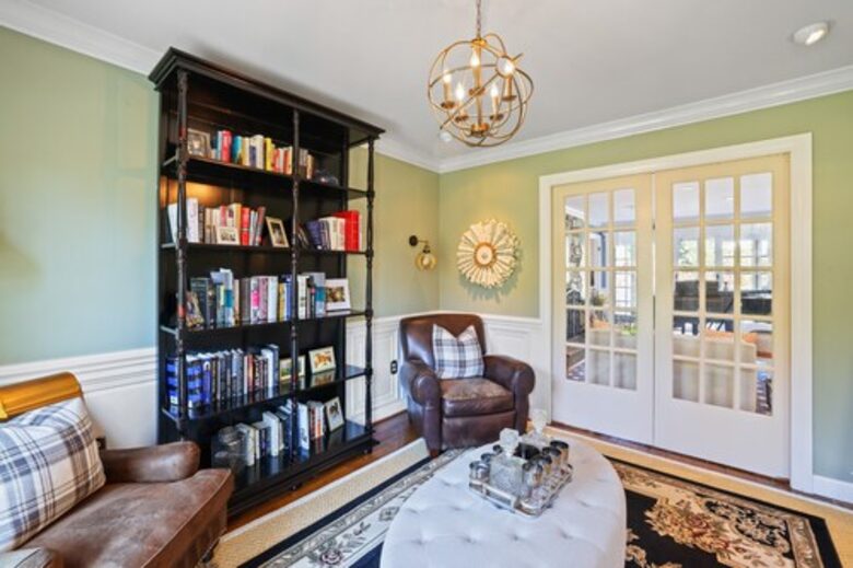 Classic Estate | 20 minutes from DC - McLean, Virginia