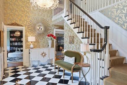 Classic Estate | 20 minutes from DC - McLean, Virginia
