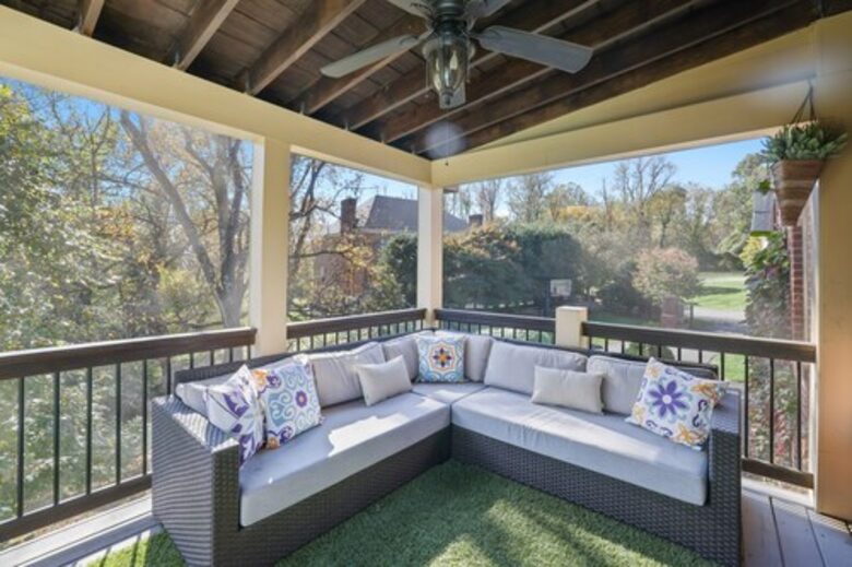 Classic Estate | 20 minutes from DC - McLean, Virginia