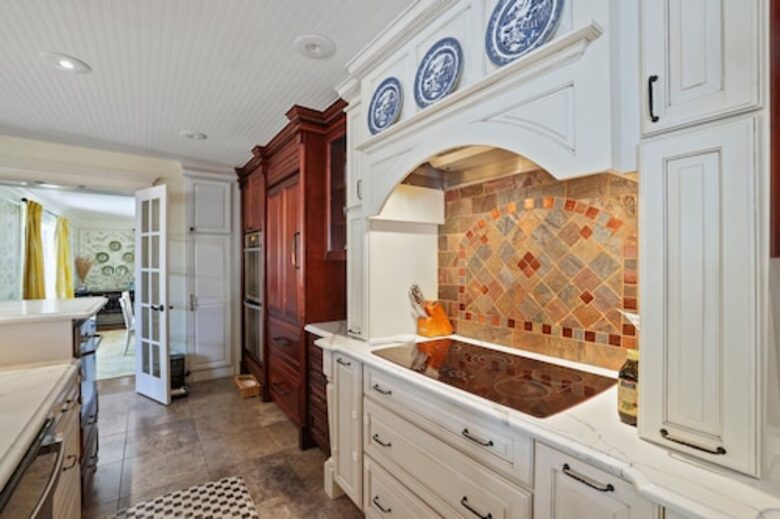 Classic Estate | 20 minutes from DC - McLean, Virginia