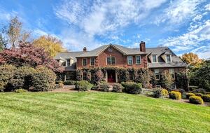 Classic Estate | 20 minutes from DC - McLean, Virginia