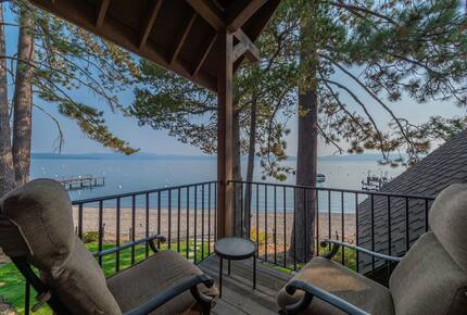 Lakefront Retreat next to Westshore Cafe and Homewood Resort - Homewood, California