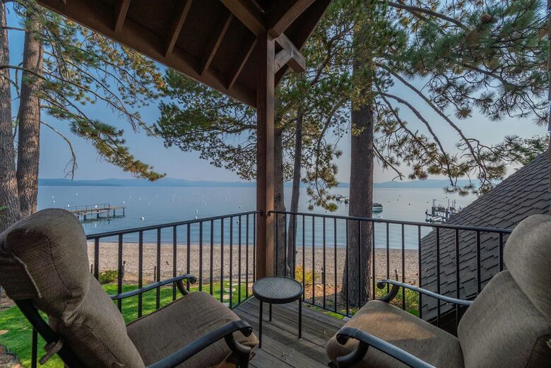 Lakefront Retreat next to Westshore Cafe and Homewood Resort - Homewood, California