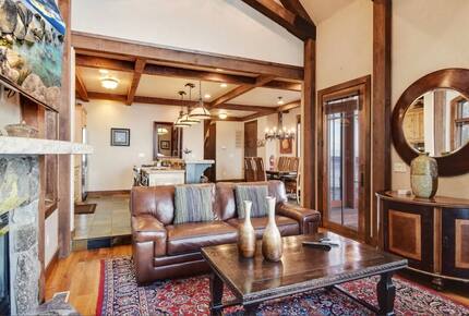 Lakefront Retreat next to Westshore Cafe and Homewood Resort - Homewood, California