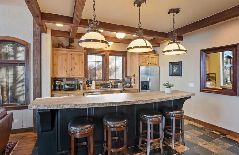 Lakefront Retreat next to Westshore Cafe and Homewood Resort - Homewood, California