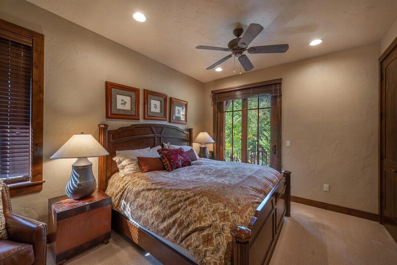 Lakefront Retreat next to Westshore Cafe and Homewood Resort - Homewood, California