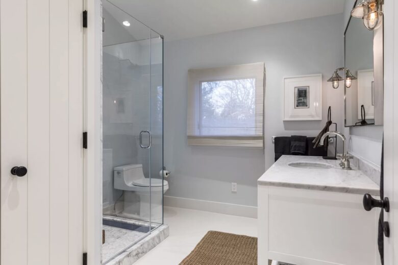 East Hampton Waterfront Cottage - East Hampton, New York