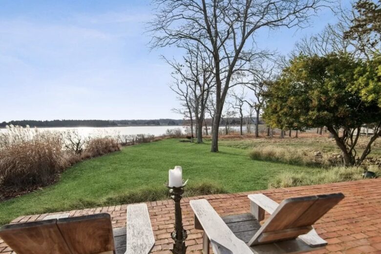 East Hampton Waterfront Cottage - East Hampton, New York
