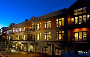 The Residence at Northstar (Tahoe 4 Bedroom Villa -Steps to Gondola) - Truckee, California