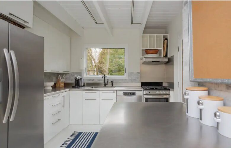 East Hampton Seaside Cottage - East Hampton, New York
