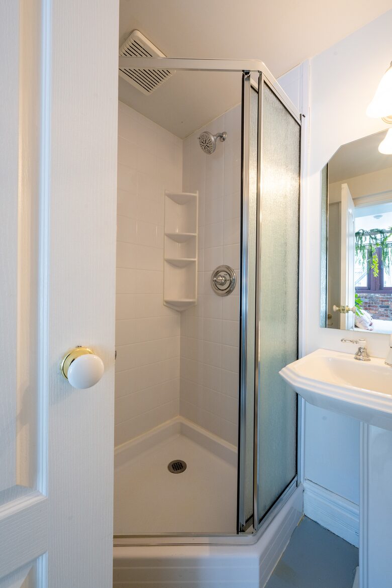 Exclusive 6 bed, 6 bath residence in Old Montreal - Montreal, Canada