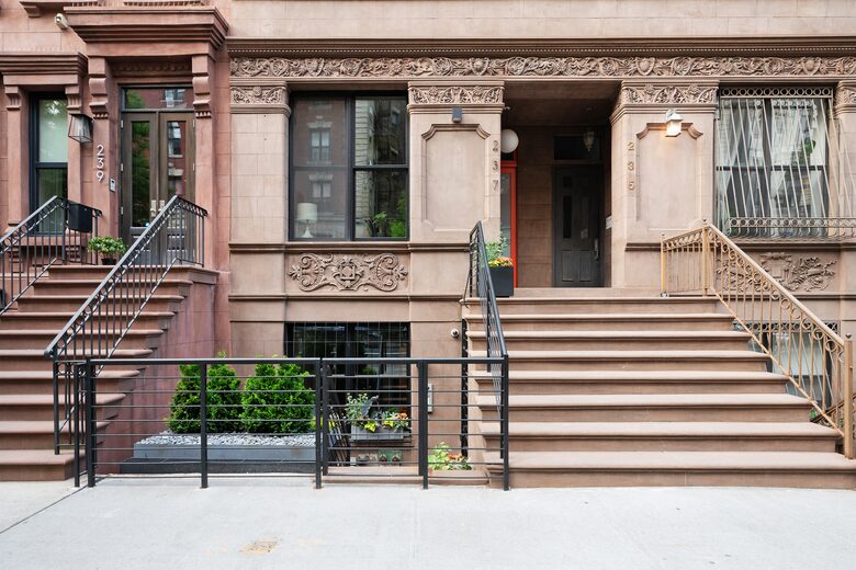 Cheery Harlem Brownstone - New York City, New York