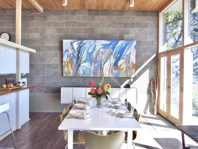 Midcentury Modern Dream Over Port Townsend - Port Townsend, Washington