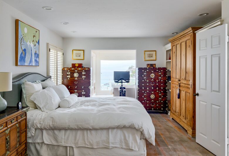 Master bedroom