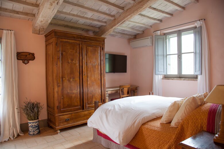 La Talante | Luxury Tuscan Countryside Villa - San Casciano dei Bagni, Italy