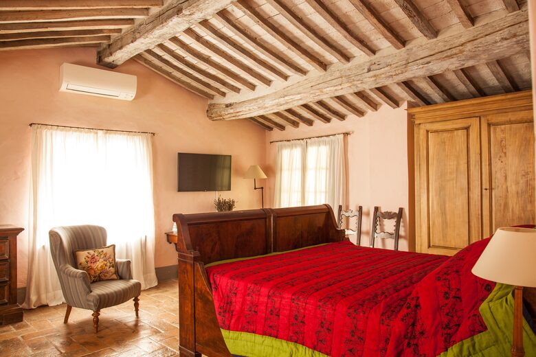 La Talante | Luxury Tuscan Countryside Villa - San Casciano dei Bagni, Italy