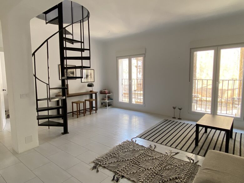 2 Bedroom Retreat In the Historic Centre - Malaga, Spain