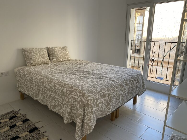 2 Bedroom Retreat In the Historic Centre - Malaga, Spain