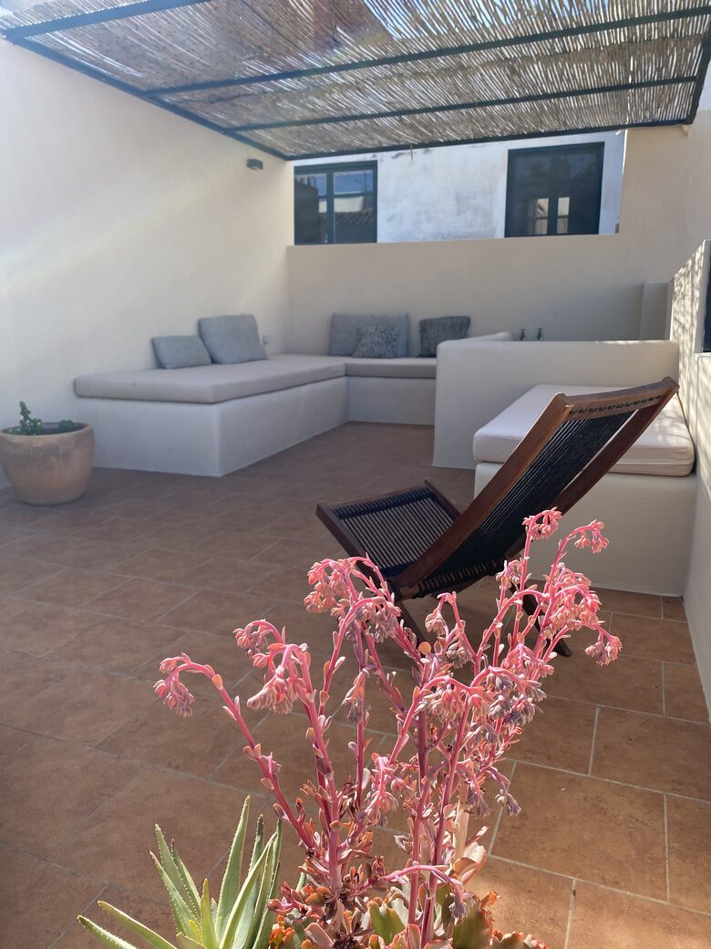 2 Bedroom Retreat In the Historic Centre - Malaga, Spain