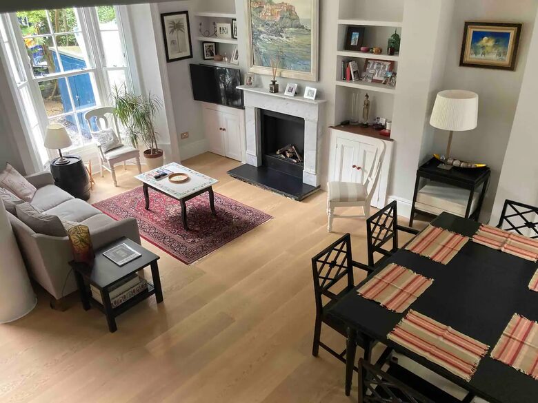 Queens Crescent Town House - London, United Kingdom