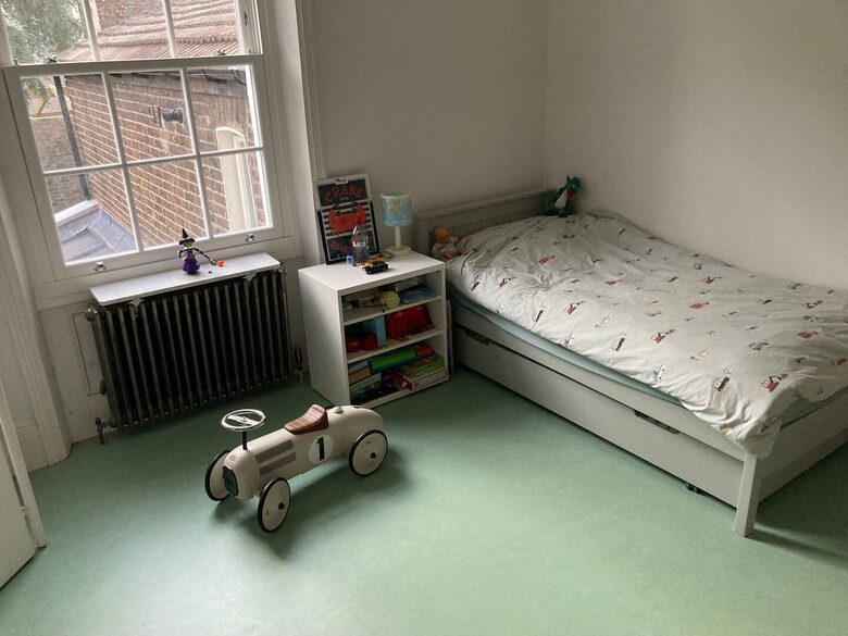 Queens Crescent Town House - London, United Kingdom