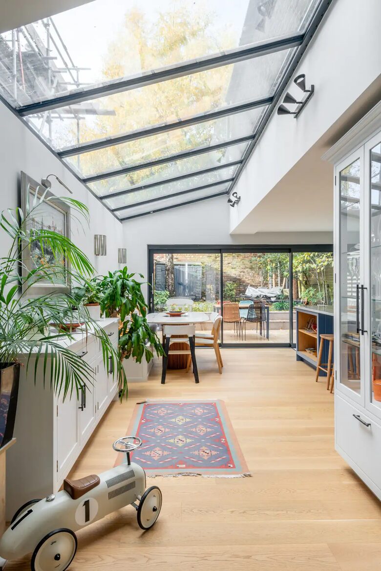 Queens Crescent Town House - London, United Kingdom