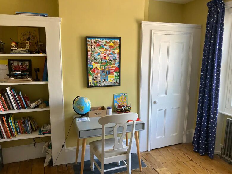 Queens Crescent Town House - London, United Kingdom