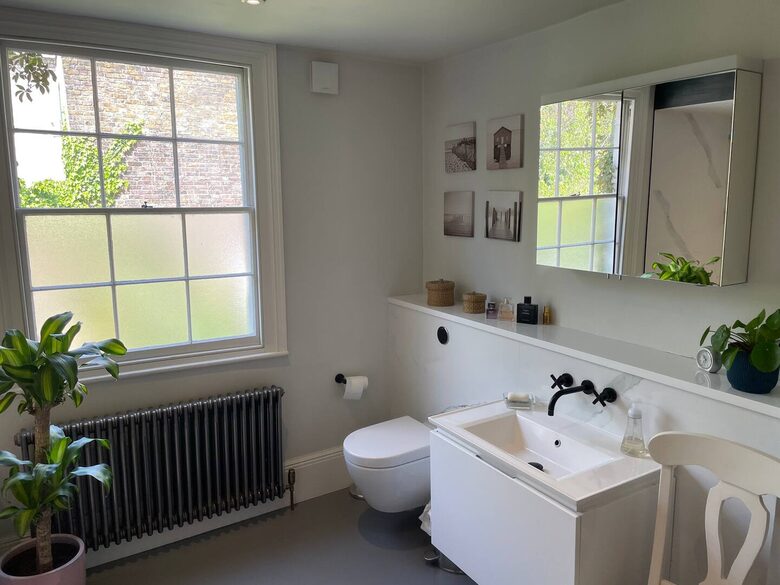 Queens Crescent Town House - London, United Kingdom
