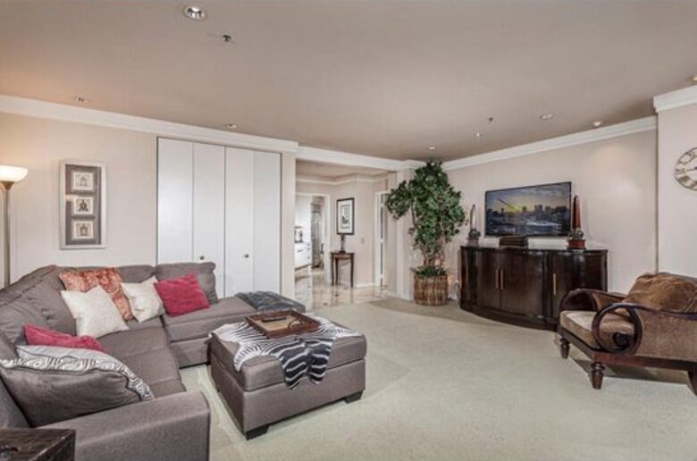 Luxury Retreat in Downtown San Diego - San Diego, California