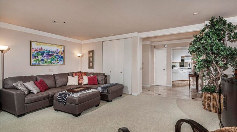 Luxury Retreat in Downtown San Diego - San Diego, California
