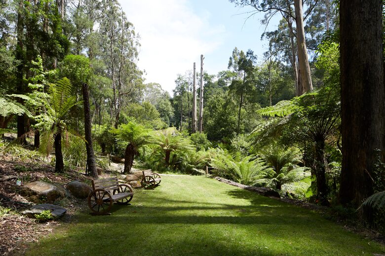 The Grand Lodge | Fernglen Forest Retreat - Mount Dandenong, Australia