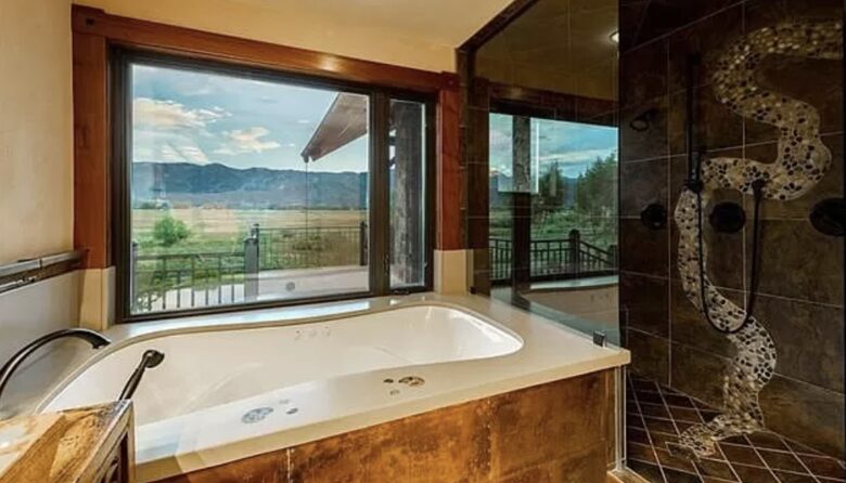 Master bath main floor