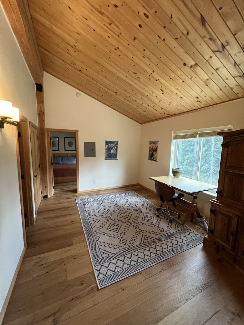 Private Ski Cabin 15 Minutes from Breckenridge - Alma, Colorado