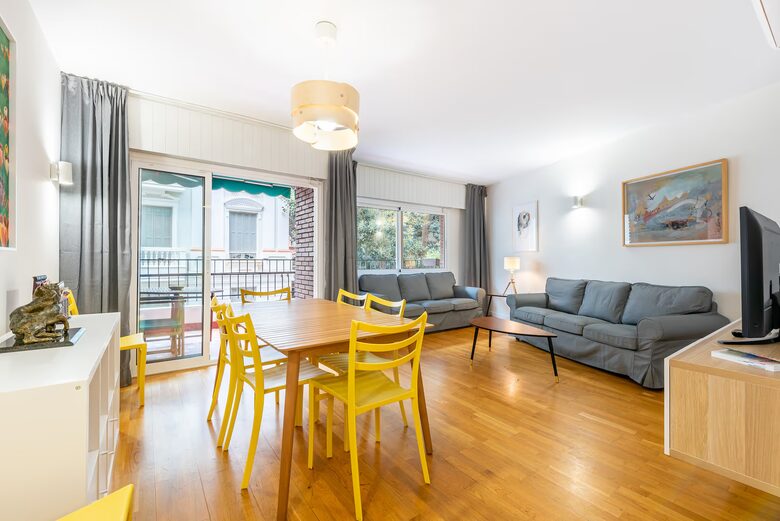 Plaza Del Teatro Apartment - Malaga, Spain