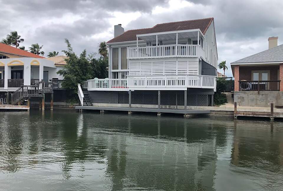 Spacious Waterfront Island Home with Dock and Beautiful Sunsets - Corpus Christi, Texas