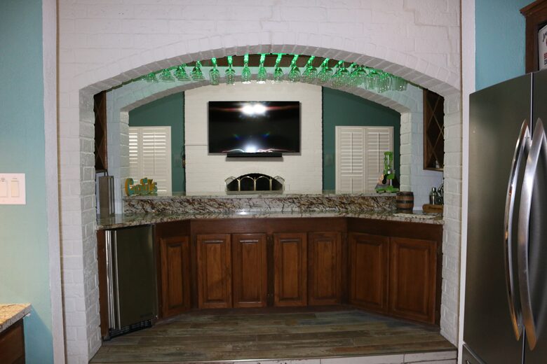 Spacious Waterfront Island Home with Dock and Beautiful Sunsets - Corpus Christi, Texas