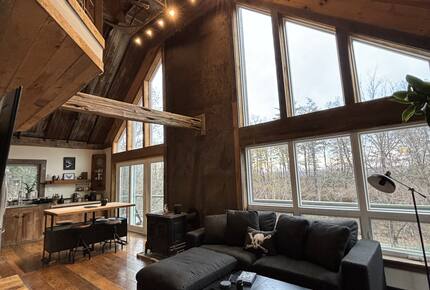 Scenic Catskills Escape: Charming House Amidst Nature’s Beauty - Saugerties, New York