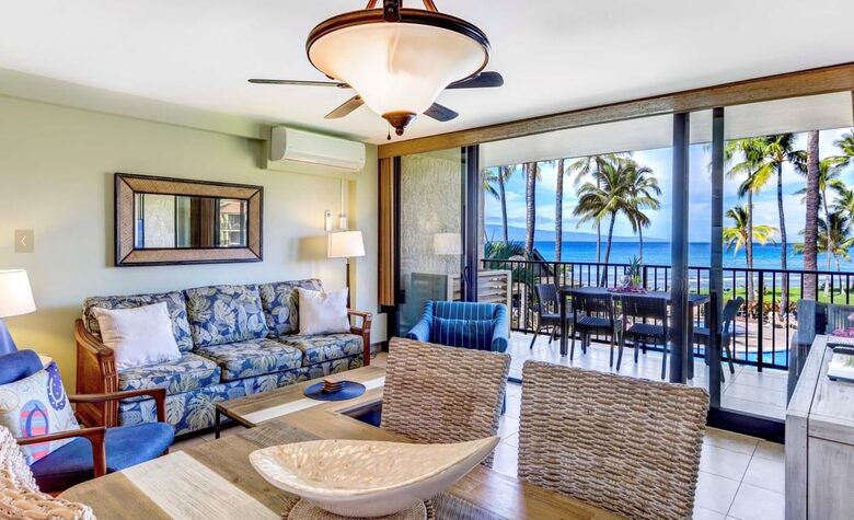 Maui Oceanfront, Stunning view! Sunshine, Ocean Activities, Golf, Pickleball, Tennis and World Class Restaurants! - Lahaina, Hawaii