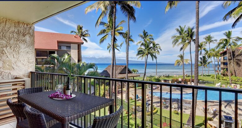 Maui Oceanfront, Stunning view! Sunshine, Ocean Activities, Golf, Pickleball, Tennis and World Class Restaurants! - Lahaina, Hawaii