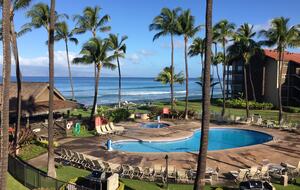 Maui Oceanfront, Stunning view!  Sunshine, Ocean Activities, Golf, Pickleball, Tennis and World Class Restaurants! - Lahaina, Hawaii
