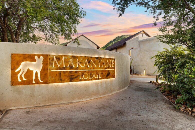 Safari Lodge in Big 5 National Park - Pilanesberg, South Africa