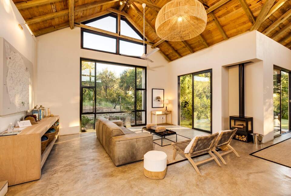 Safari Lodge in Big 5 National Park - Pilanesberg, South Africa