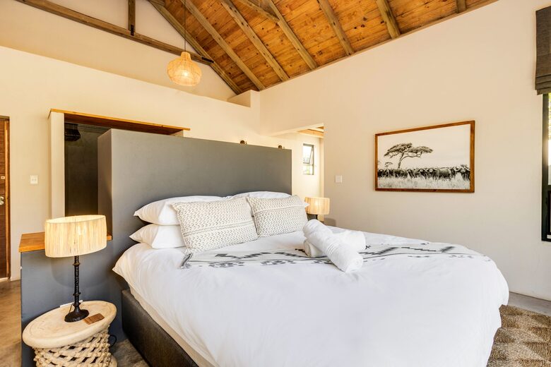 Safari Lodge in Big 5 National Park - Pilanesberg, South Africa
